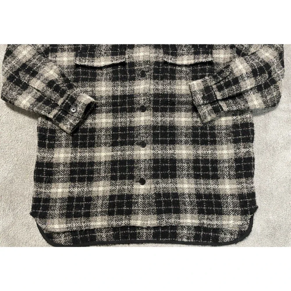 Banana Republic Men's L Plaid Flannel Button-Up Shirt Jacket Black Gray Pockets